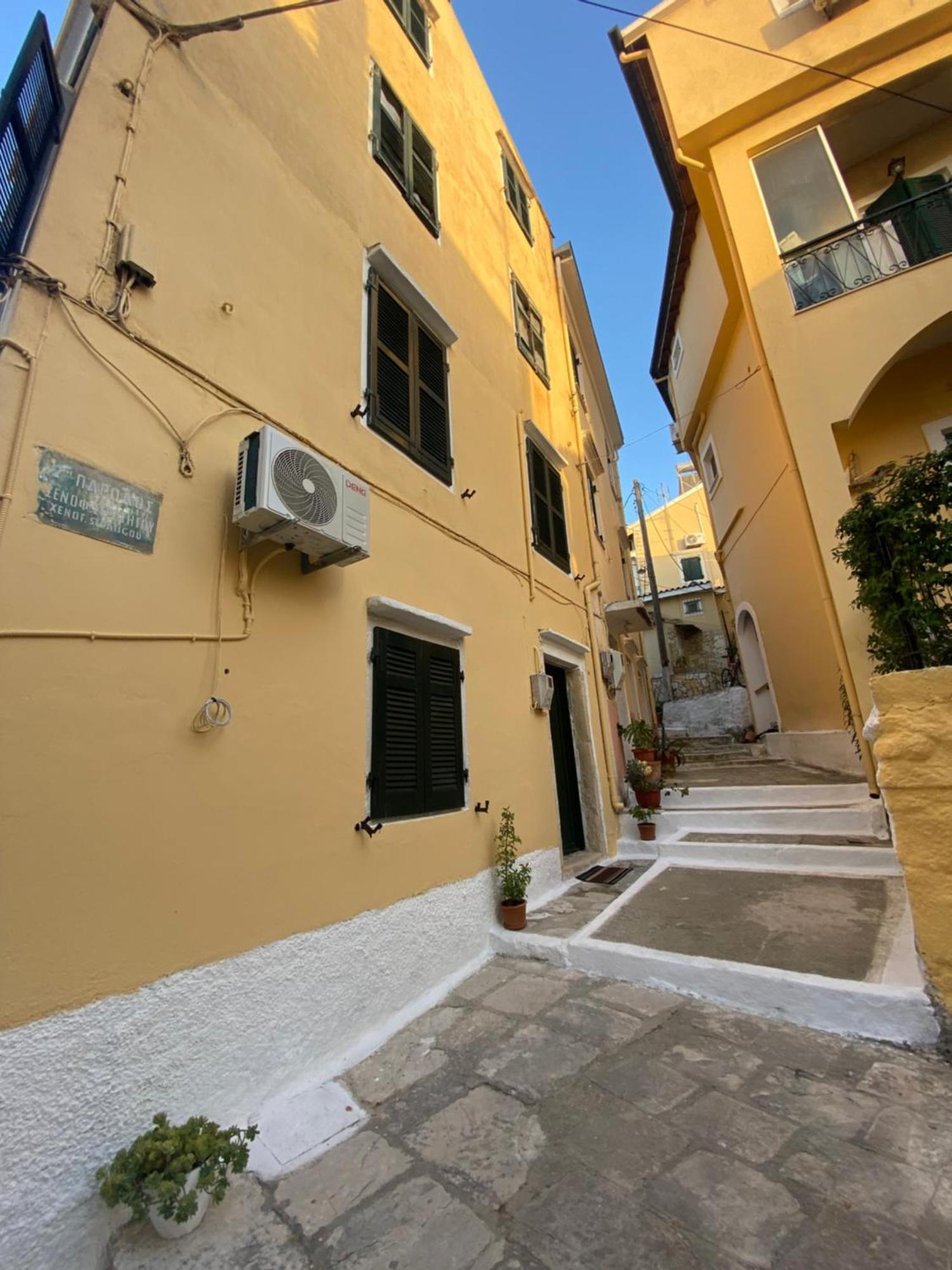 Corfu Port Art Studios Bagian luar foto